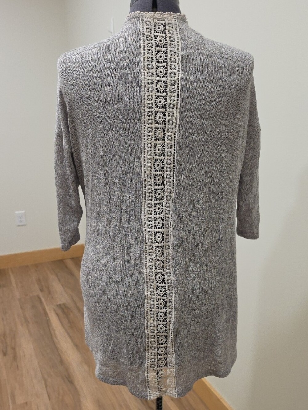 Maurices Light Gray Open-Front Knit Cardigan with Scalloped Trim